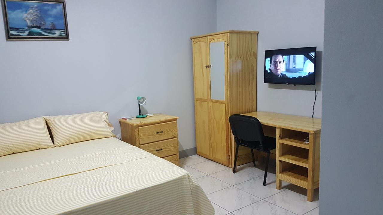Sunburst Apartment Arnos Vale Ngoại thất bức ảnh